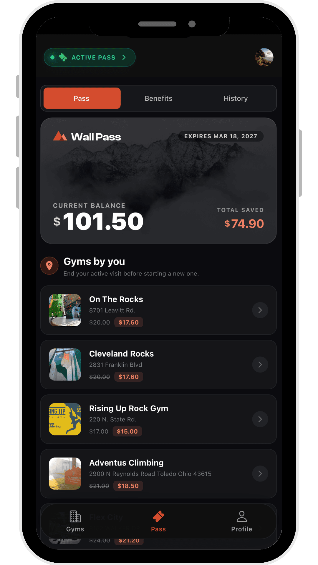 The Wall Pass app, showing a balance and the gyms nearby